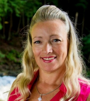 Melanie Vigrass portrait