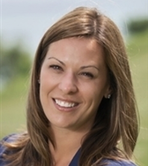 Lisa VandenBussche