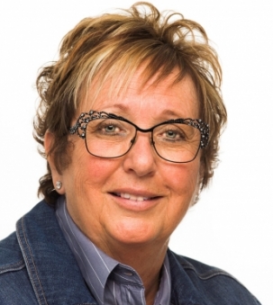 Carol Thomson portrait