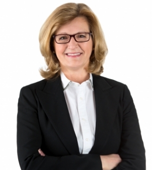 Mara Cook portrait