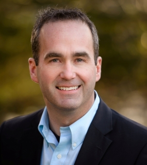 Alan MacMullen, Sales Representative