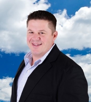 TIM PELL portrait