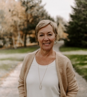 Donna Telford portrait