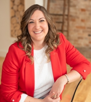 Angie McLelland, Sales Representative