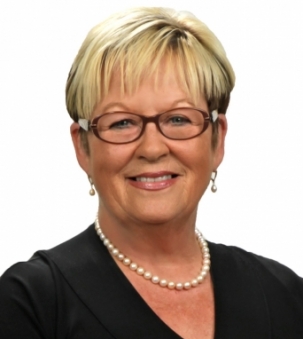 KAREN CONNOLLY portrait