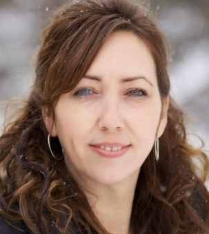 MAGGIE O'SHEA portrait