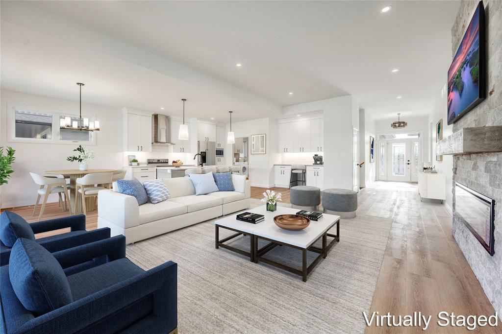 3532 PAUL Crescent, Plympton-Wyoming, Ontario, Canada