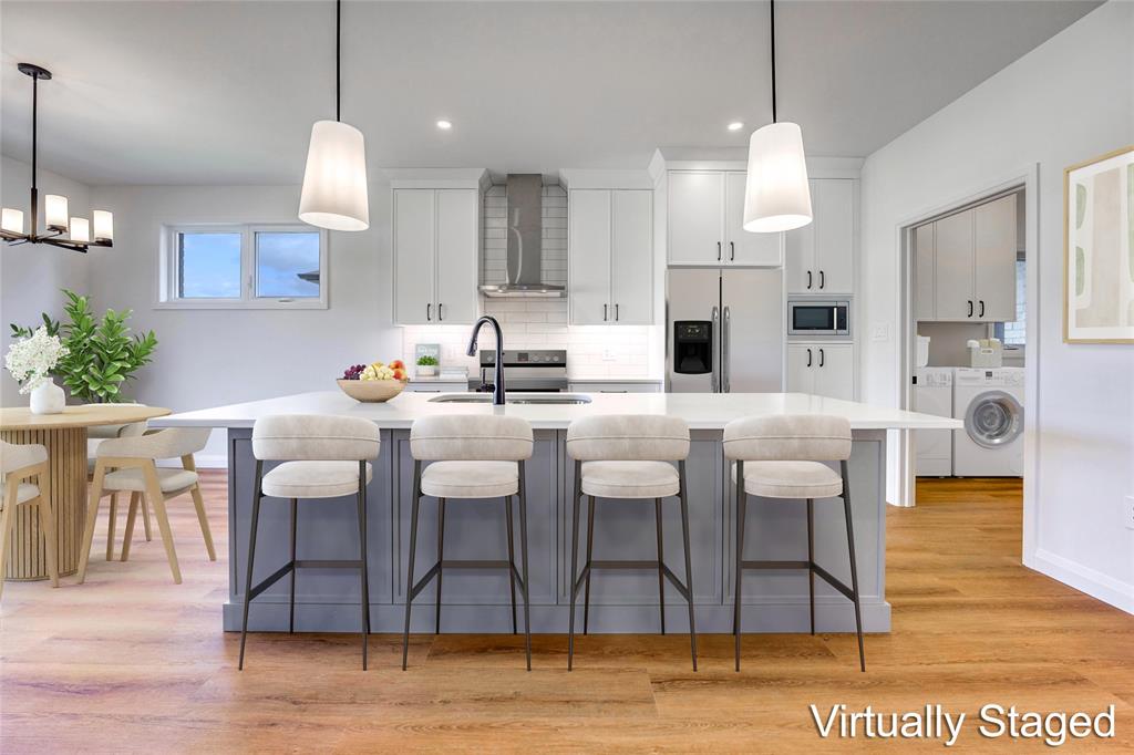 3532 PAUL Crescent, Plympton-Wyoming, Ontario, Canada