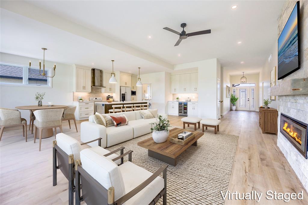 6760 SHAKER Lane, Plympton-Wyoming, Ontario, Canada photo 3