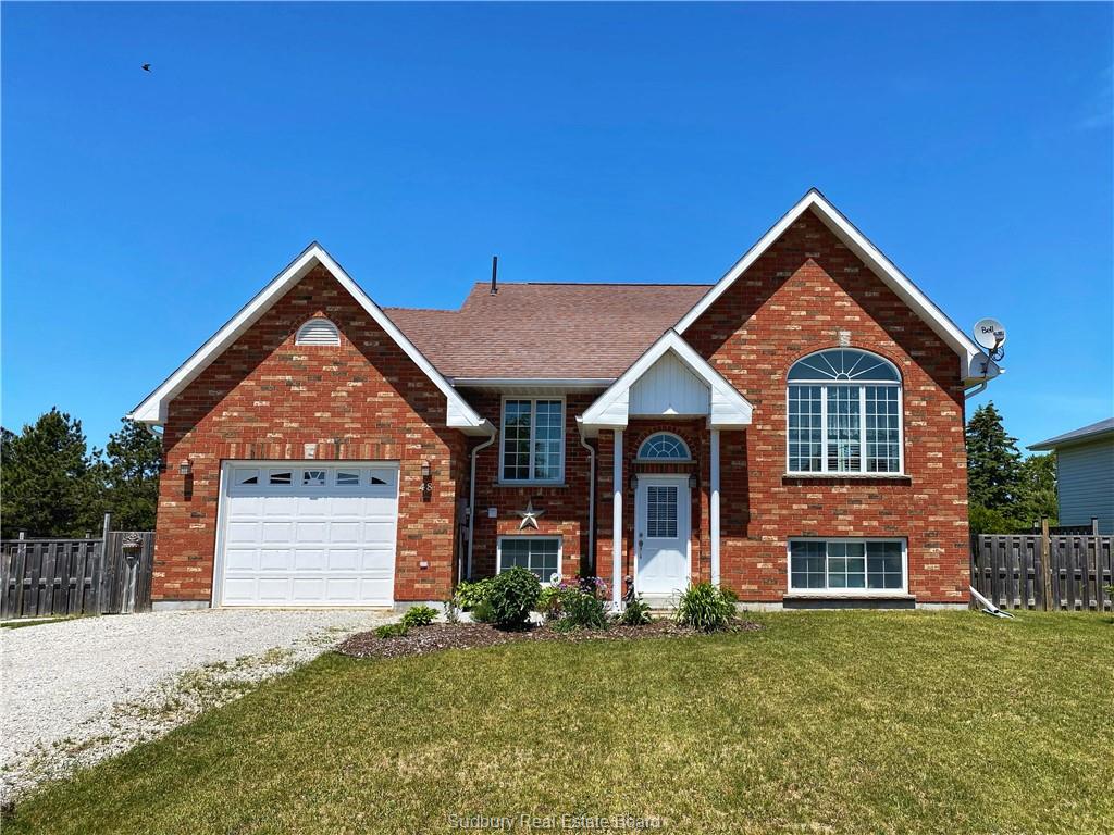 48 Anglin, Mindemoya Ontario, Canada