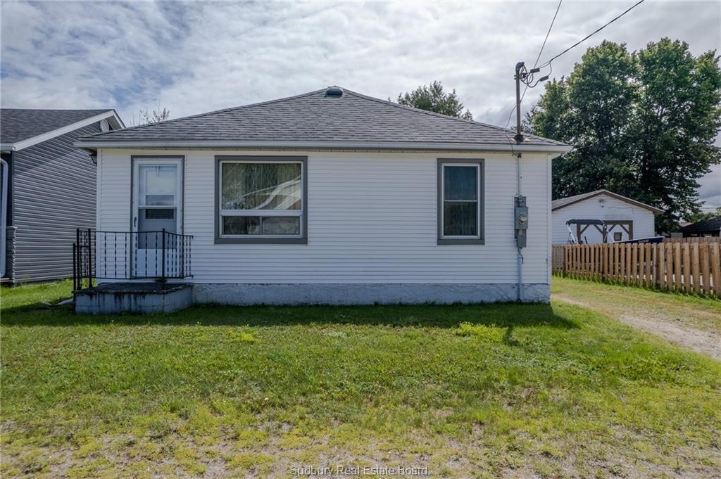479 James Street, Espanola Ontario, Canada