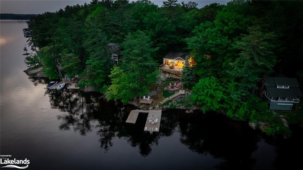 1128 Milford Bay Road Unit# 5, Muskoka Lakes Ontario, Canada