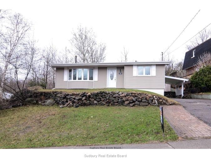 27 Snowdon Avenue, Sudbury Ontario, Canada