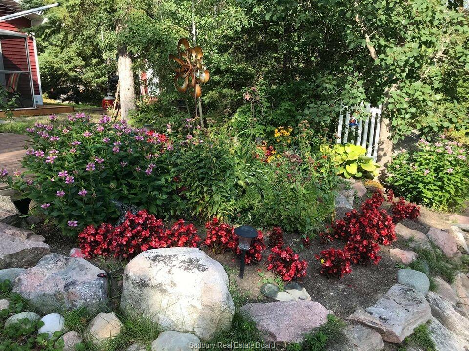 186 Bons Vivants, Noelville, Ontario, Canada