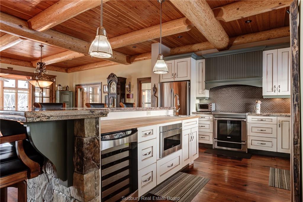 186 Bons Vivants, Noelville, Ontario, Canada