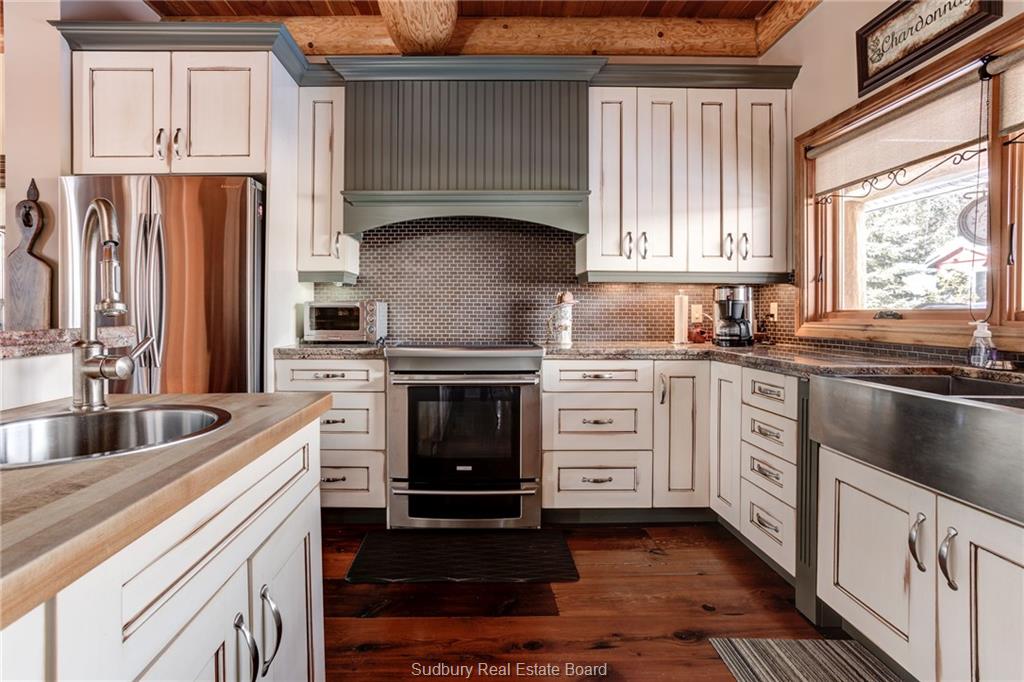 186 Bons Vivants, Noelville, Ontario, Canada