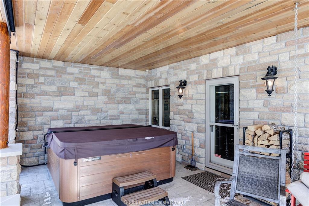 186 Bons Vivants, Noelville, Ontario, Canada