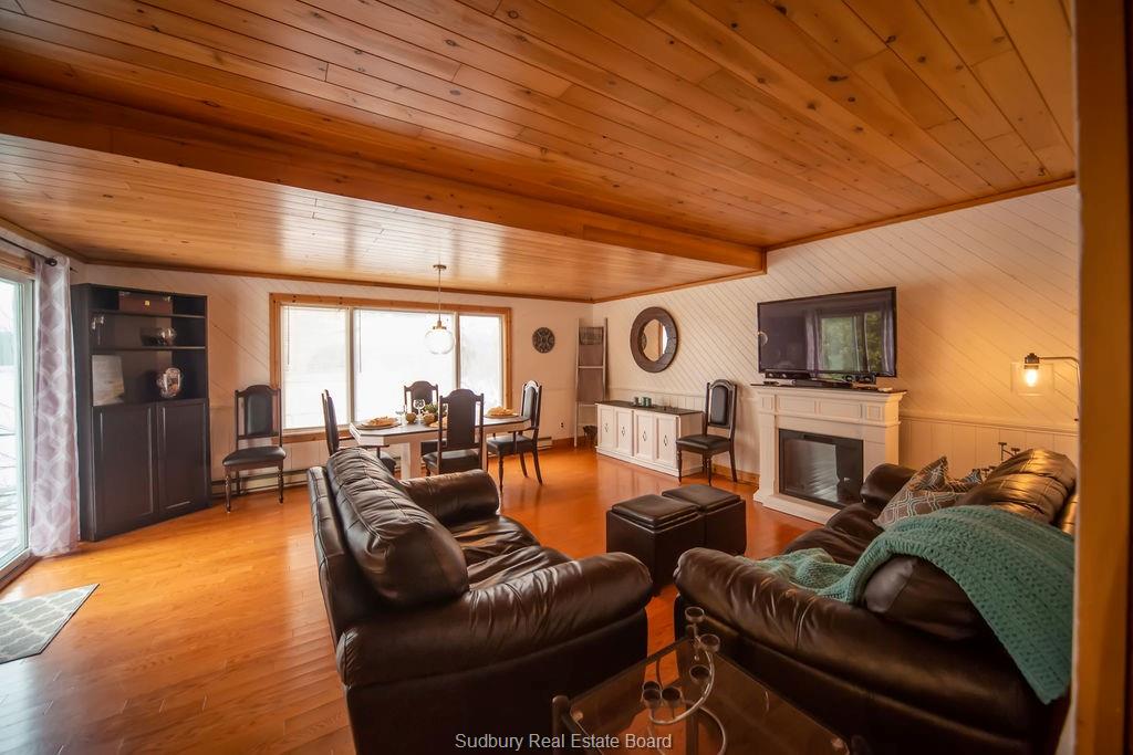115 Moonlight Bay, Alban, Ontario, Canada