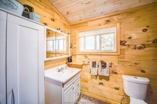 670 Lake Road, St. Charles Ontario