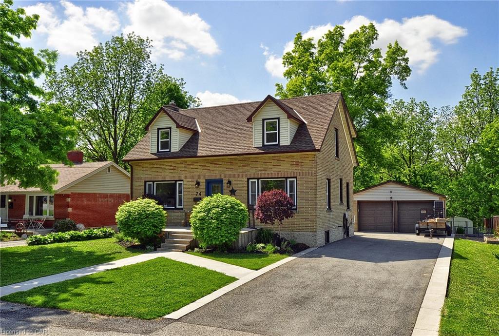 74 King Edward Street, Paris Ontario, Canada