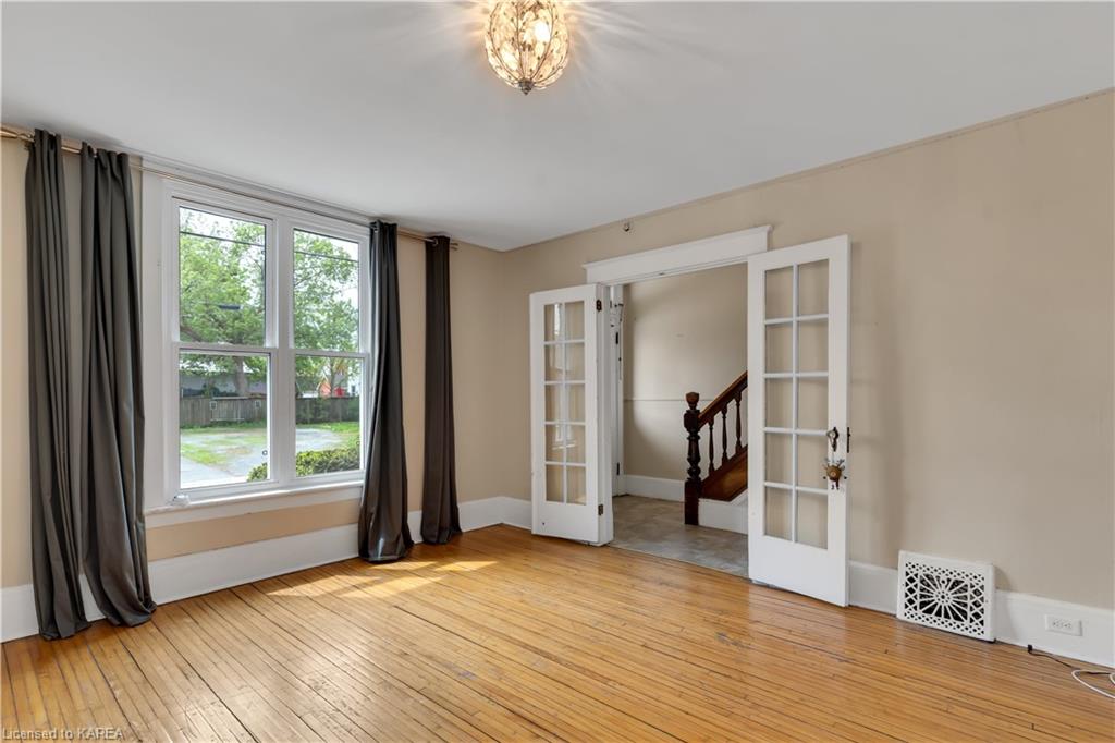 125 MACK Street, Kingston, Ontario, Canada