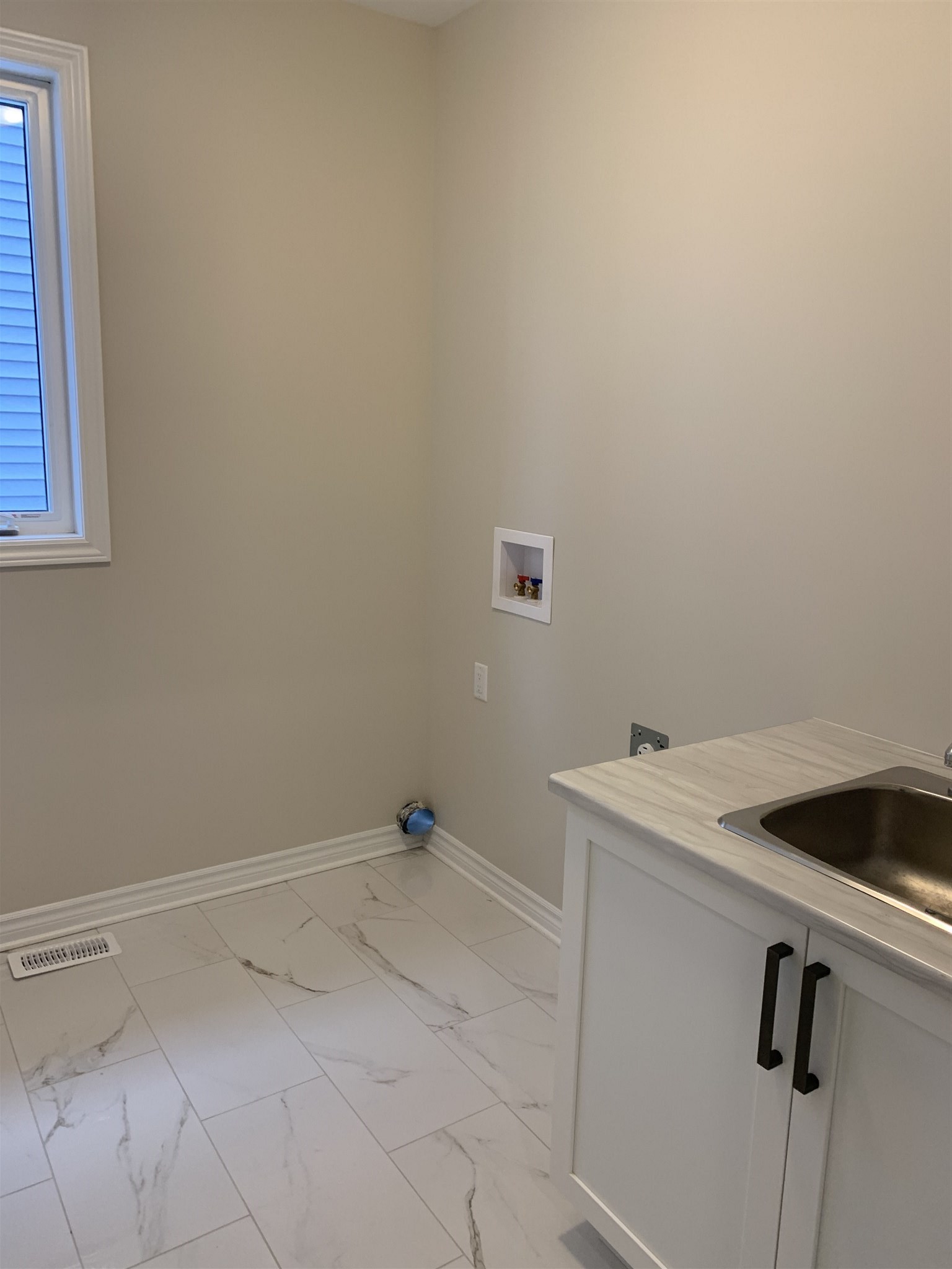 1263 Carfa Crescent, Kingston Ontario, Canada
