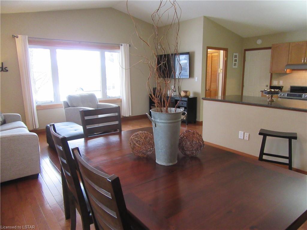 3 PALMER Court, St. Thomas Ontario, Canada