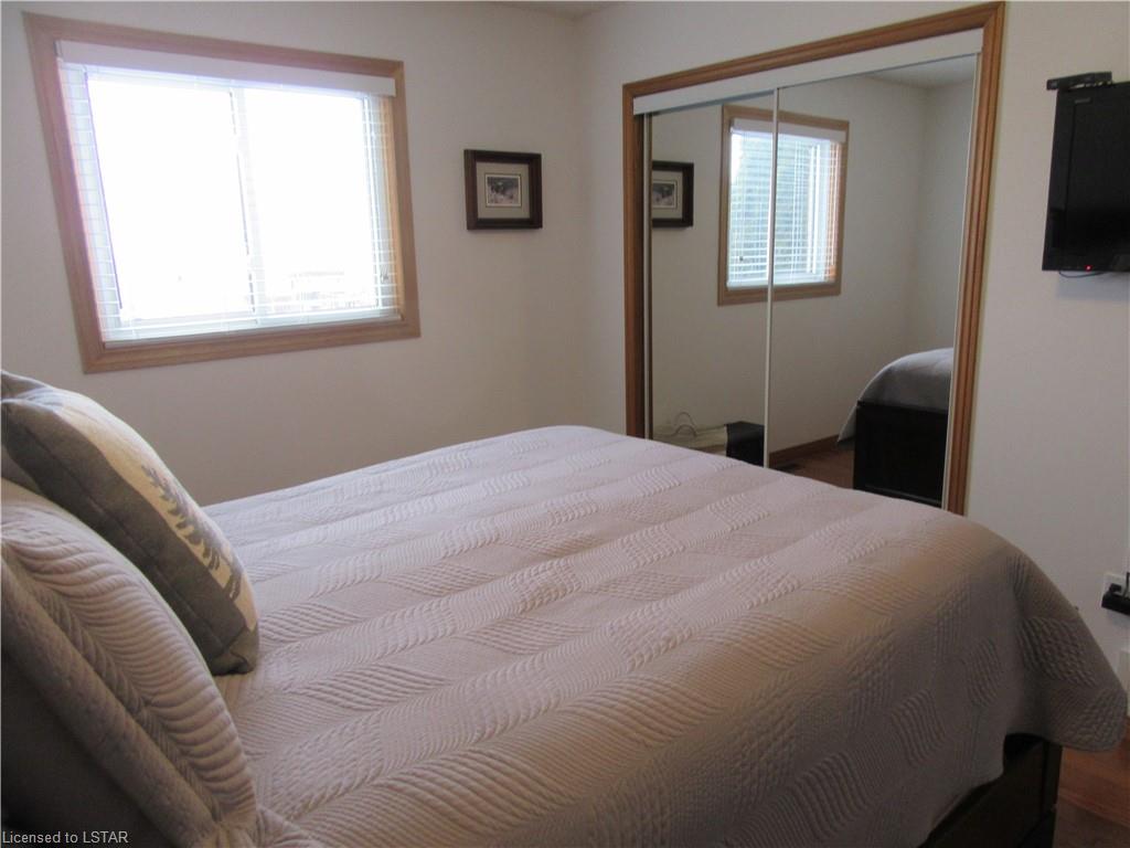 3 PALMER Court, St. Thomas Ontario, Canada