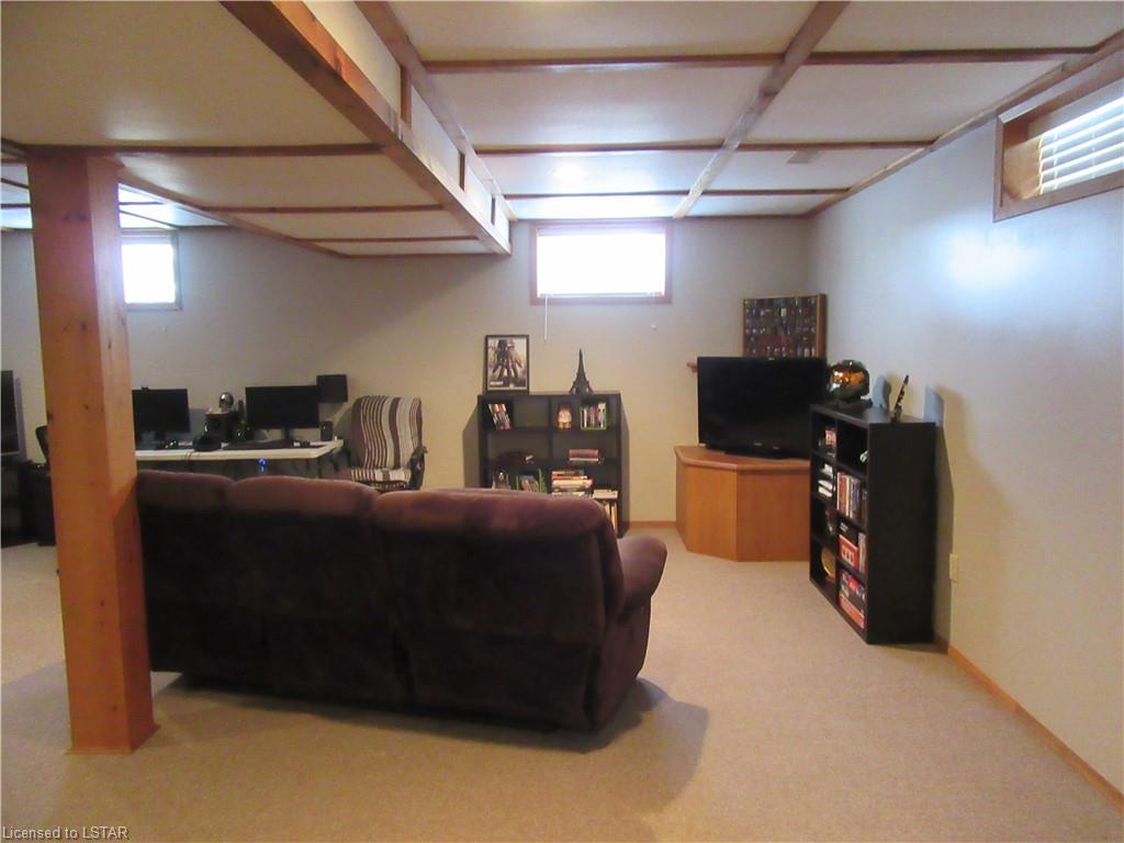 3 PALMER Court, St. Thomas Ontario, Canada