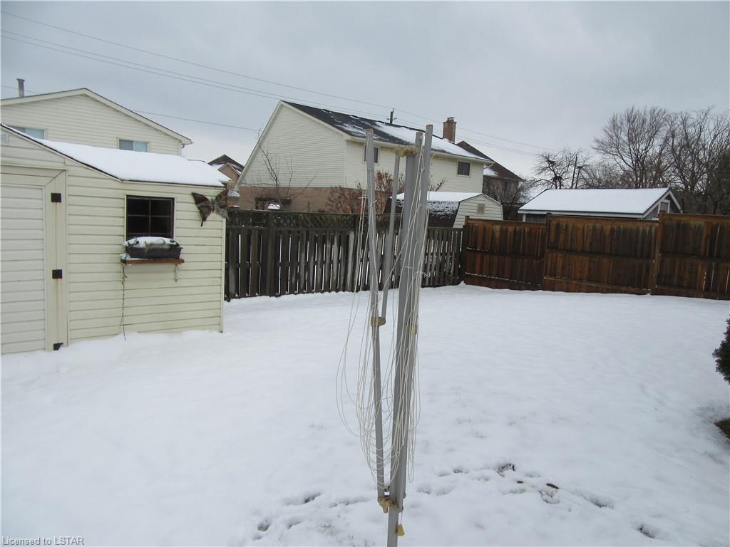 3 PALMER Court, St. Thomas Ontario, Canada