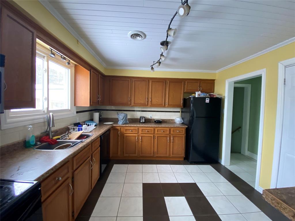 520 MAXWELL Street, Sarnia, Ontario, Canada