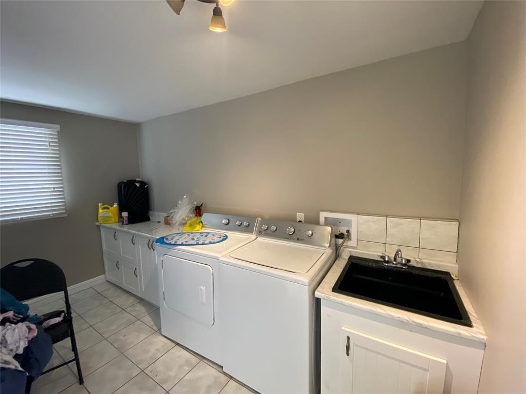 520 MAXWELL Street, Sarnia, Ontario, Canada