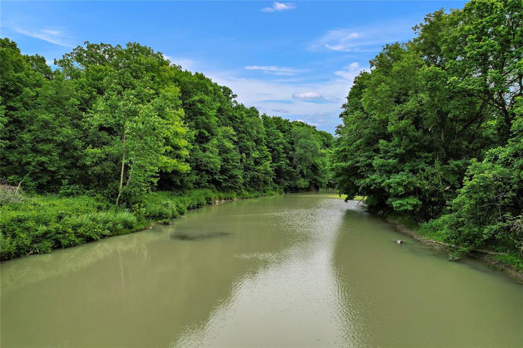 1481 RIVER Drive, North Middlesex, Ontario, Canada