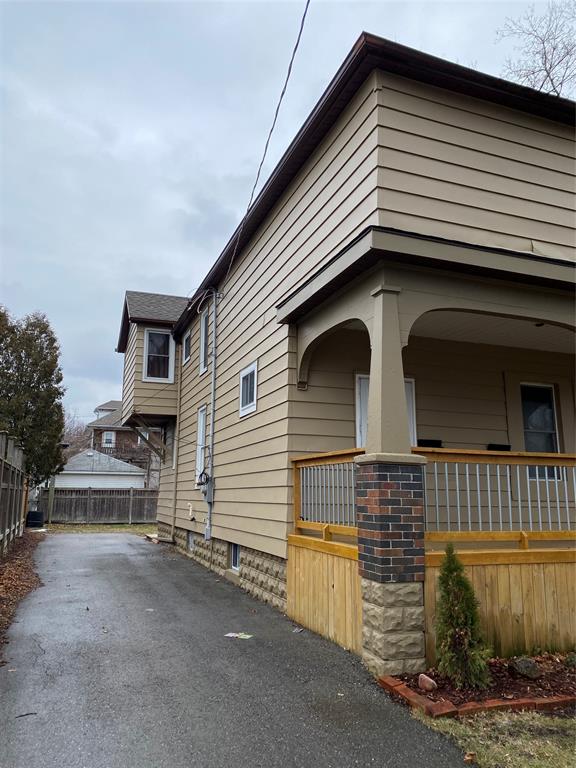 150 COLLEGE Avenue North, Sarnia, Ontario, Canada