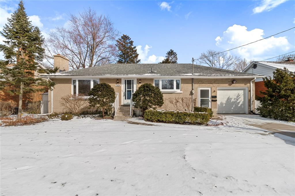 1428 INDIAN Road North, Sarnia, Ontario, Canada