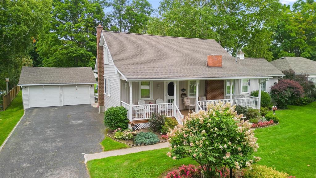 467 2ND Avenue South East