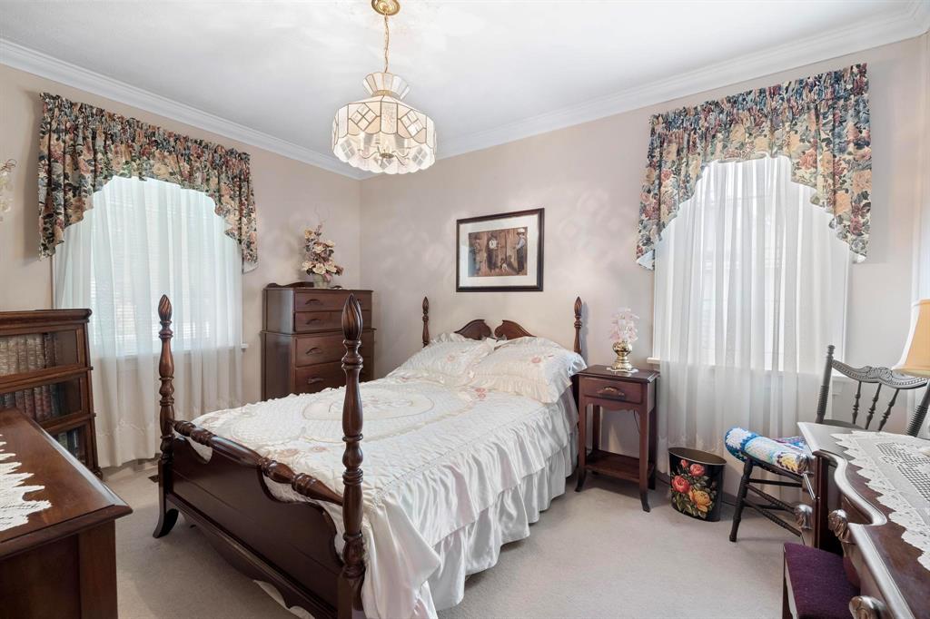 467 2ND Avenue South East