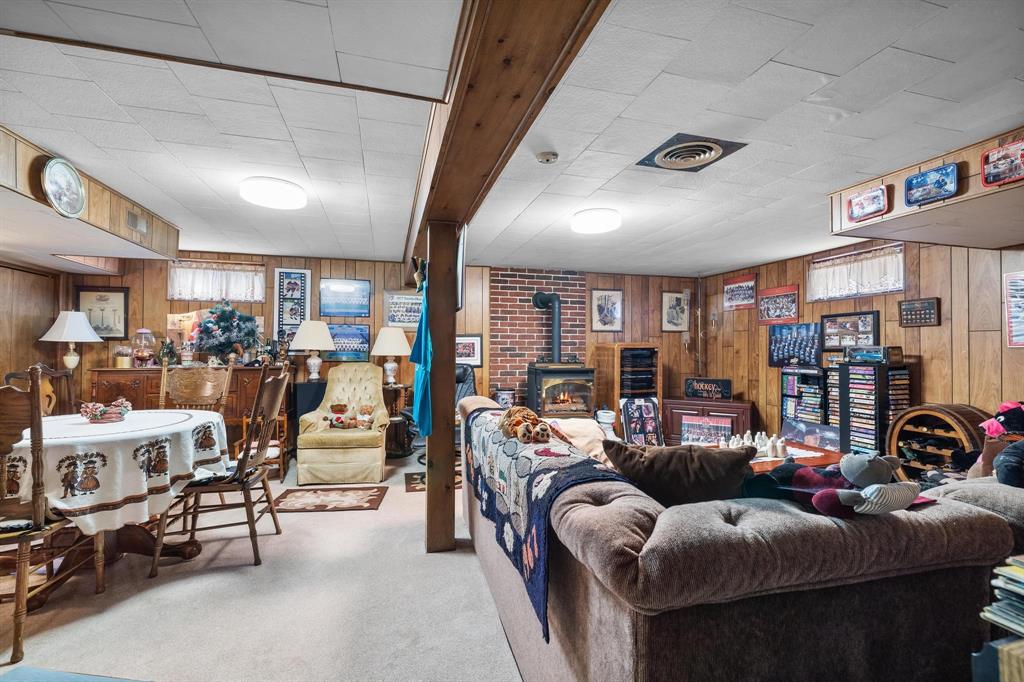 467 2ND Avenue South East
