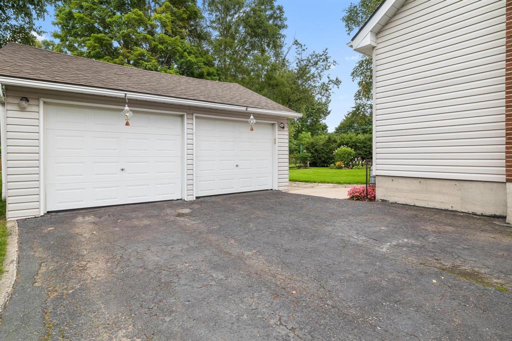 467 2ND Avenue South East
