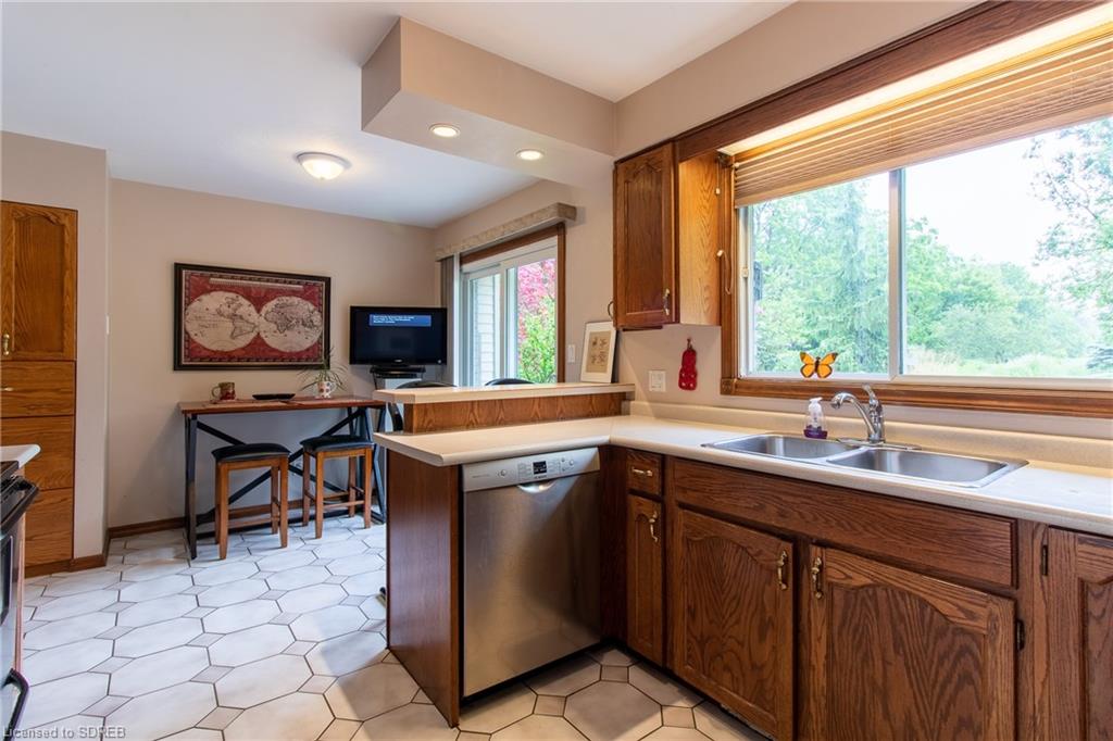 313 LYNN VALLEY Road, Norfolk County, Ontario, Canada