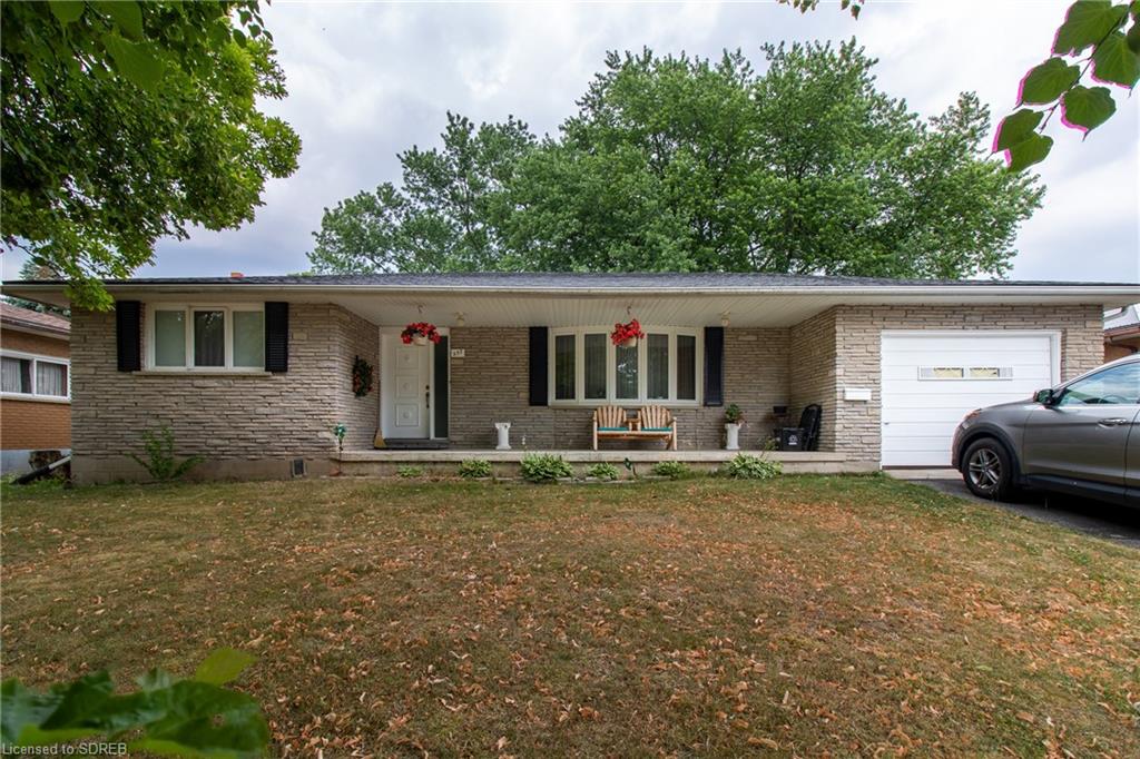357 SPYDELL Street, Delhi, Ontario, Canada