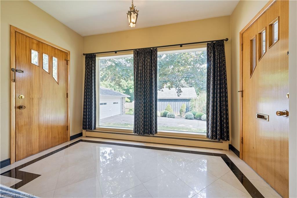 77 TALBOT Road, Delhi, Ontario, Canada