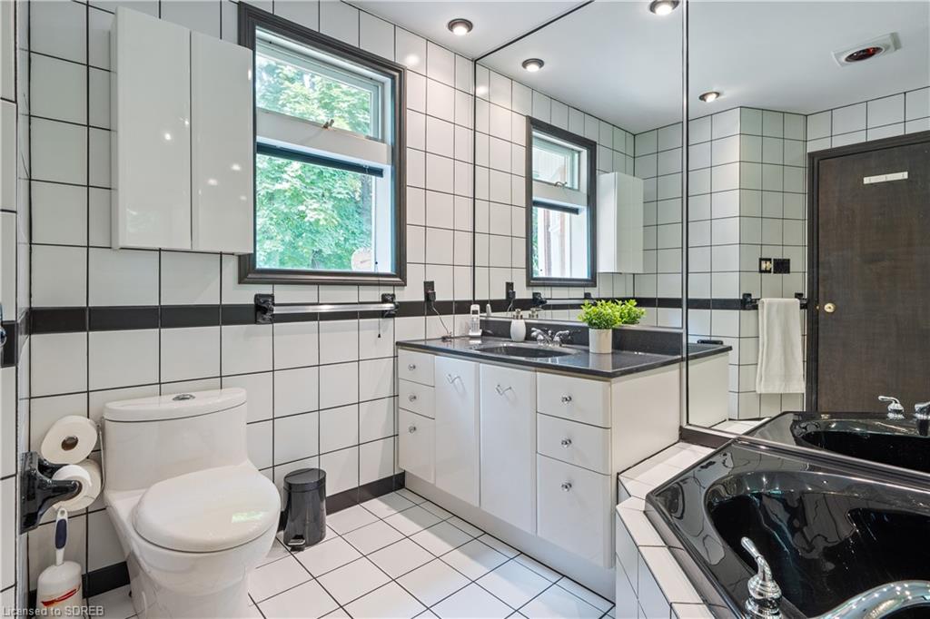 77 TALBOT Road, Delhi, Ontario, Canada