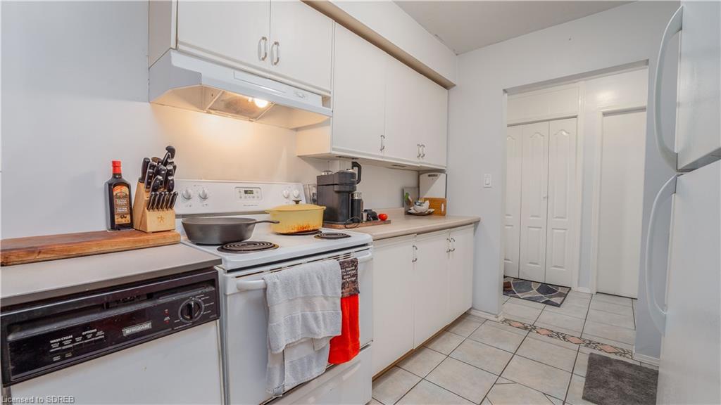 60 DONLY Drive Unit# 104, Simcoe, Ontario, Canada