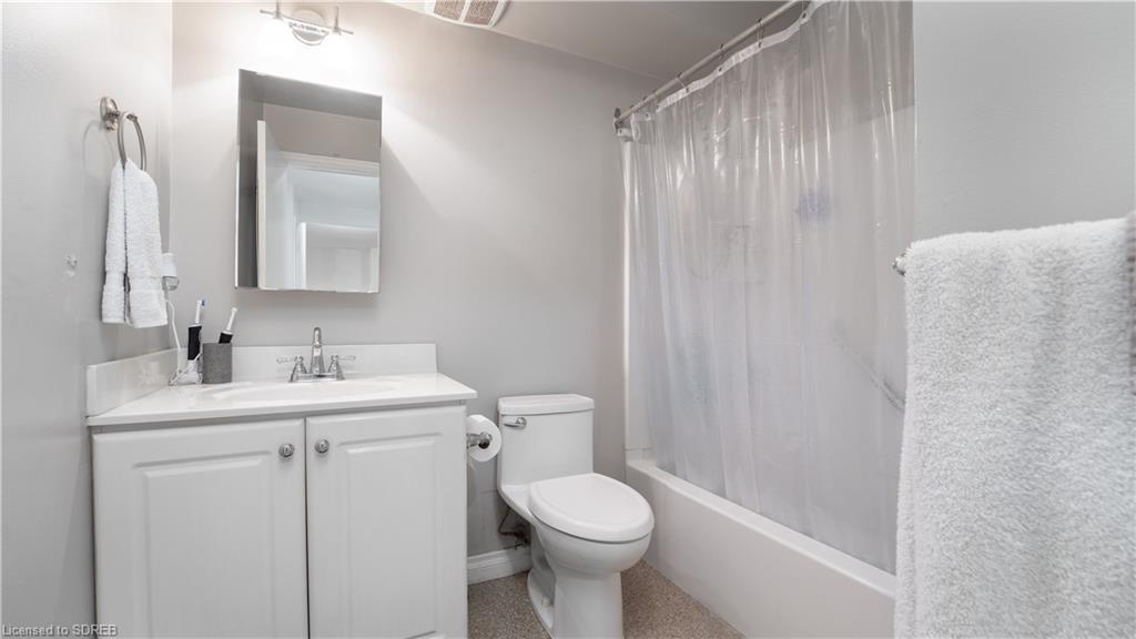 60 DONLY Drive Unit# 104, Simcoe, Ontario, Canada