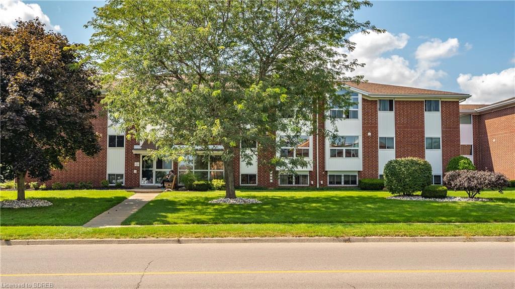 60 DONLY Drive Unit# 104, Simcoe, Ontario, Canada