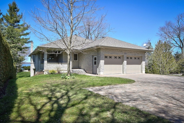 359290 Grey Road 15