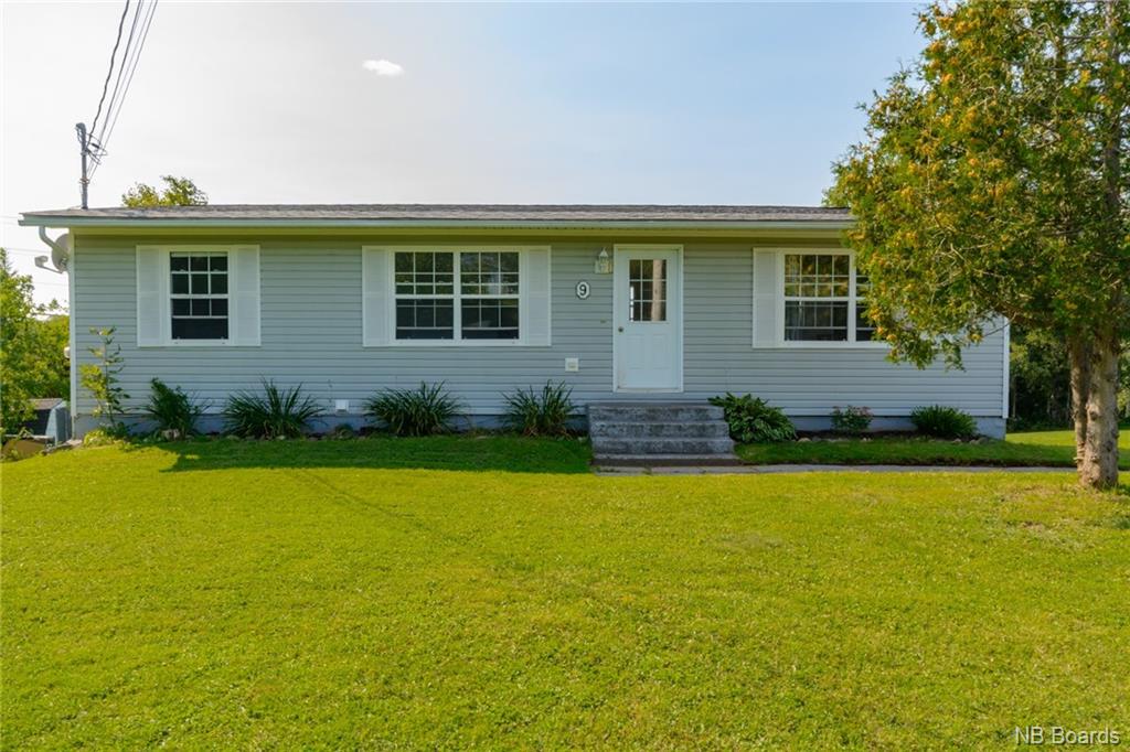 9 Mapleton Crescent, Hampton, New Brunswick, Canada