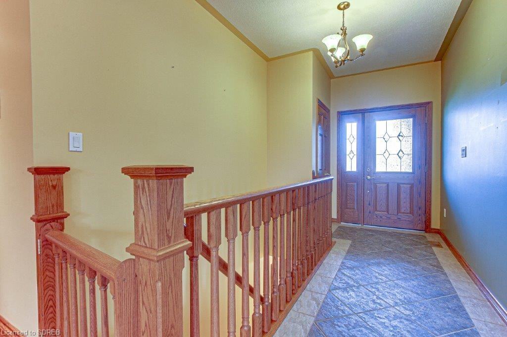 26 VIOLA Court, Delhi, Ontario, Canada