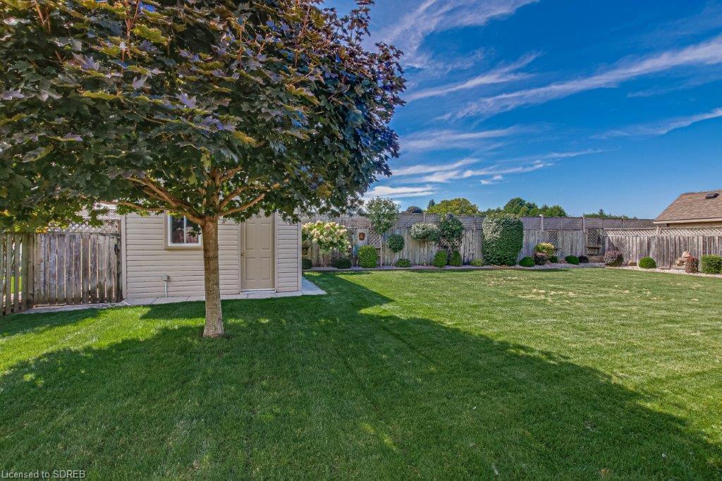 26 VIOLA Court, Delhi, Ontario, Canada